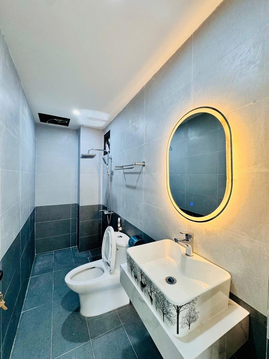 Bán nhà mặt ngõ Ô Chợ Dừa 9.8 tỷ - Ô tô, Thang máy, Full nội thất