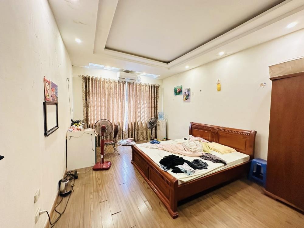 Trần Phú Hà Đông - Mặt Tiền Kinh Doanh - Garage 4 Tầng, 60m2 - Giá Tốt