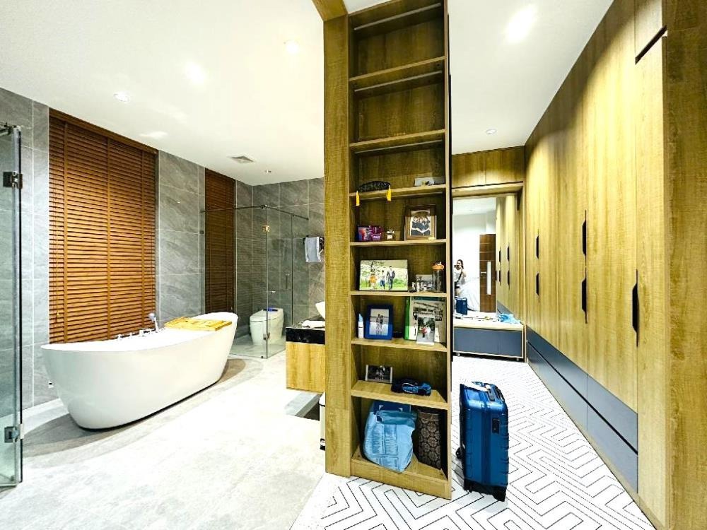 Bán biệt thự liền kề 200m2 Louis City Hoàng Mai - Căn góc mặt tiền 14m VIP