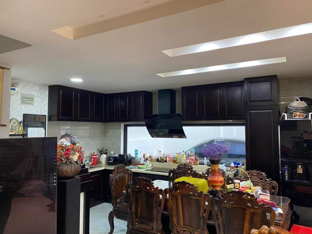 Nhà 4 Tầng, 68m2, Nguyễn Văn Trỗi - 12 Tỷ - Ngủ Trong Nhà