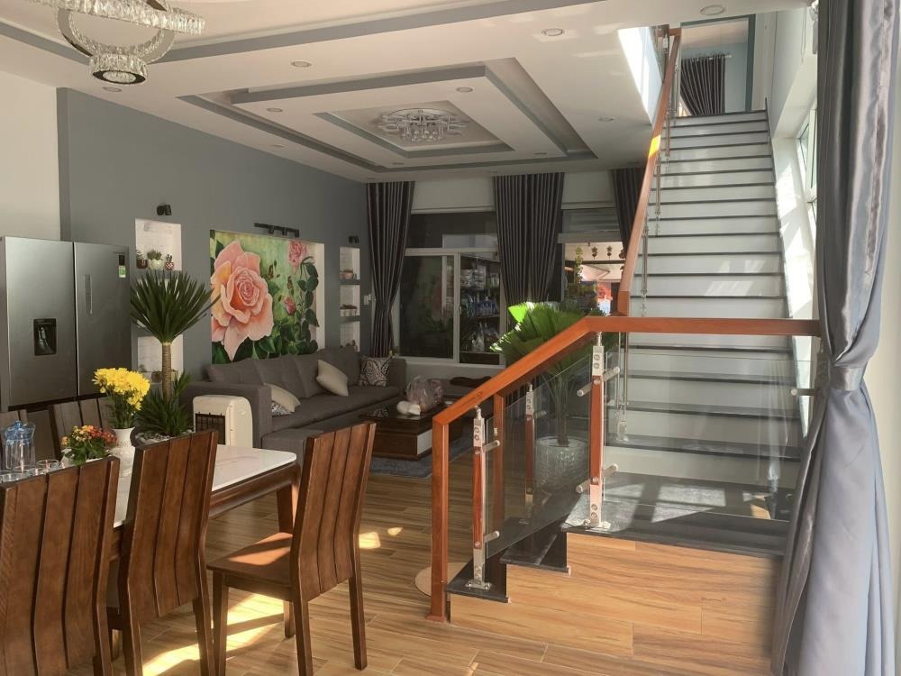 Bán nhà mặt tiền 90m² - 7 tầng, thang máy, ô tô tránh - Khu Hòa Bình, Minh Khai