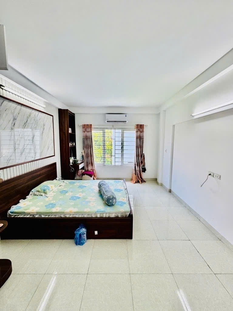 Bán nhà mới 5 tầng, góc 35m2, hơn 5 tỷ - Vĩnh Hưng, Hoàng Mai