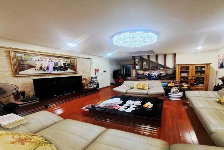 Bán nhà KĐT văn Phú, Hà Đông VỈA HÈ, Ô TÔ TRÁNH 95mx 5 tầng 26.5 tỷ