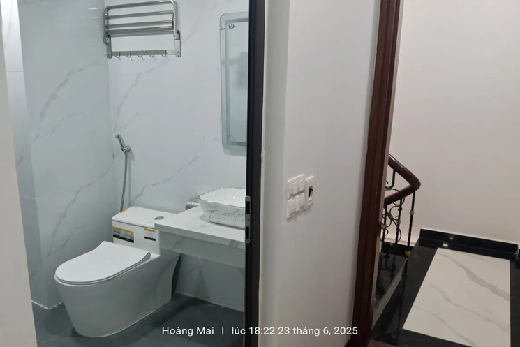 NHÀ Nguyễn Chính, Tân Mai 5 Tầng, 36m2, 7.68 Tỷ - Xem Là Mê!