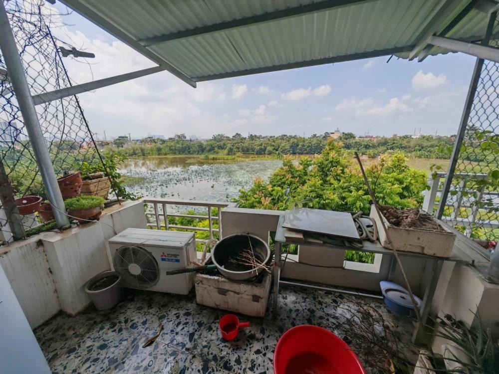 Bán nhà Liên Mạc 37m² 4 tầng, ô tô tránh, view hồ, giá 5.95 tỷ