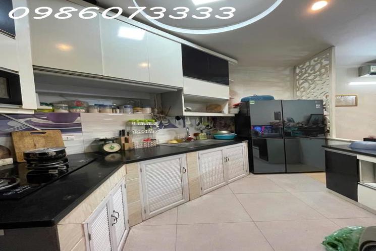 Mặt phố Xã Đàn 62m 24.5 tỷ vip Đống Đa 0986073333