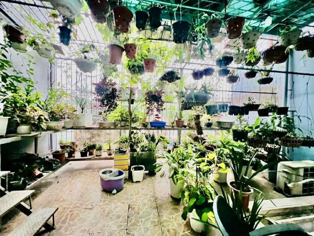 Nhà phố 8/3 - 77m2 - 4 Tầng - Giá 13 tỷ - Vị trí đẹp, gần ô tô