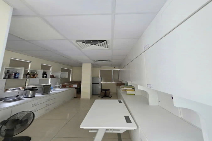 CĂN GÓC 3 THOÁNG LK Gia Quất -Thượng Thanh 90m2 X 6T X 28 tỷ Long Biên Hà Nội