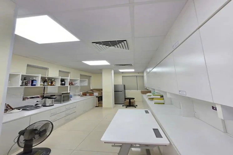 CĂN GÓC 3 THOÁNG LK Gia Quất -Thượng Thanh 90m2 X 6T X 28 tỷ Long Biên Hà Nội