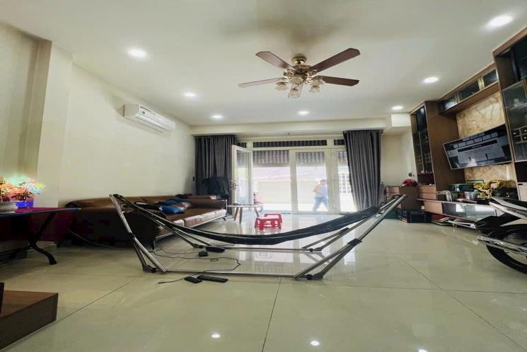 HIẾM - KHU TRẦN TRỌNG CUNG, PHƯỜNG BÌNH THUẬN QUẬN 7 , XE HƠI TỚI NHÀ KHÔNG LỖI - 4 TẦNG - 04 PN 