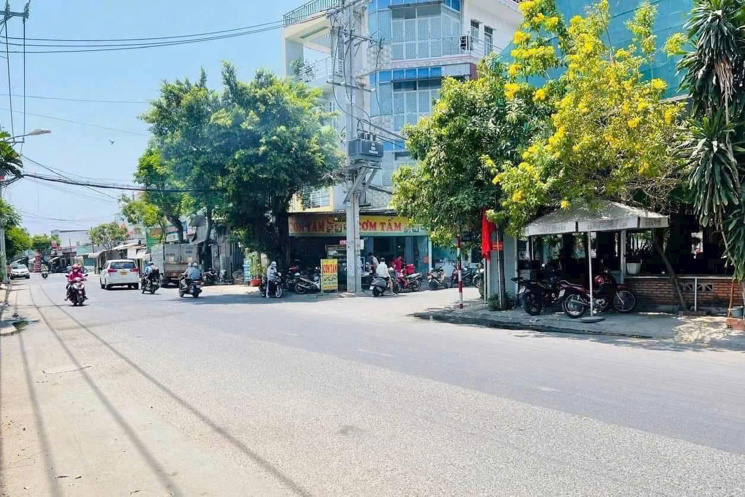 MẶT TIỀN NHỰA 10M – NHÀ NGANG 8M – GIÁ CHỈ 8,2 TỶ – THỚI TAM THÔN, HÓC MÔN