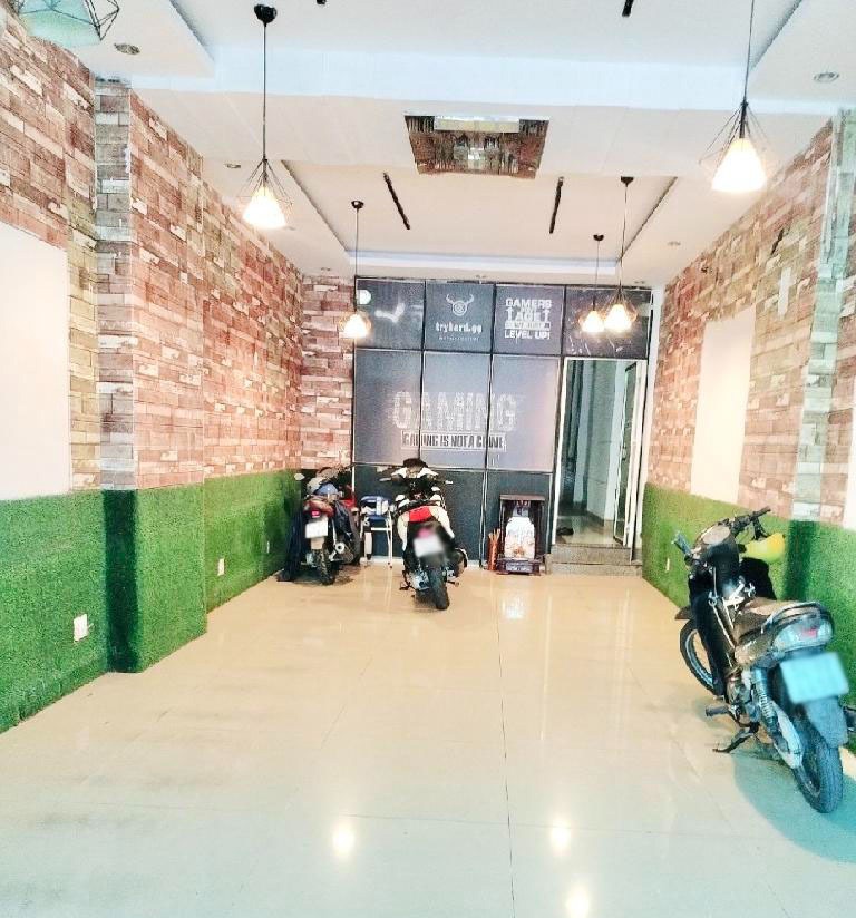 Nhà 4 Tầng, Hẻm Xe Tải, Hoàng Hoa Thám, Tân Bình - Giá Hơn 16 Tỷ