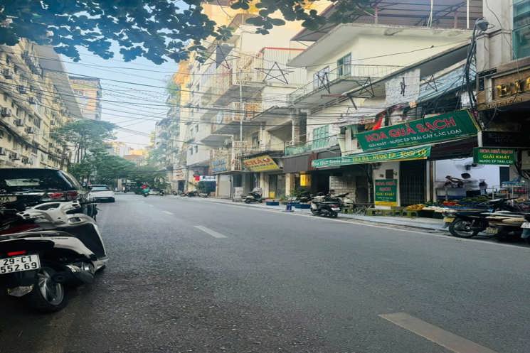 VIP, Khách sạn  MP Bùi Thị Xuân 13T 120m2 30P  Dòng Tiền 300tr/Tháng, chỉ 82 tỷ