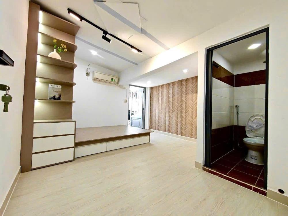 Giảm 200tr Nhà 3 Tầng, 69m2, Nở Hậu Nguyễn Du, Quận V