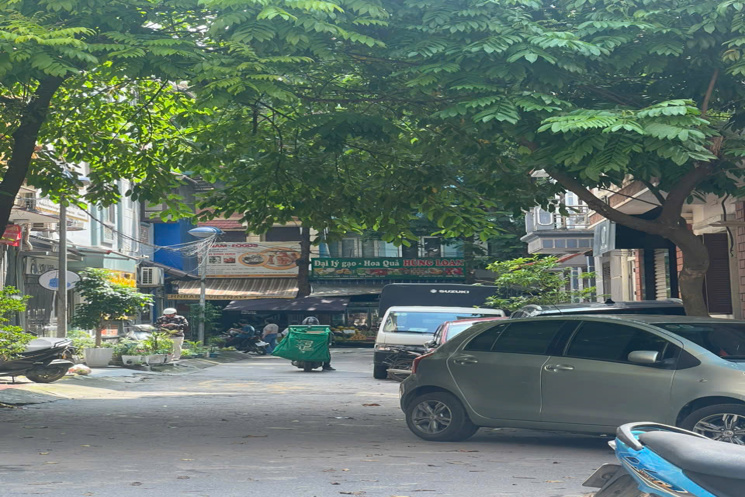 BÁN NHÀ LIỀN KỀ VĂN QUÁN _KINH DOANH SẦM UẤT _Ở HOẶC LÀM VĂN PHÒNG GẦN HỒ VĂN QUÁN