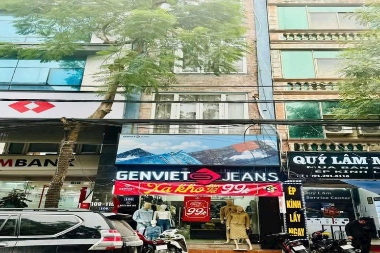 MẶT PHỐ VIP VIP  LẮM KHÁCH Ạ.
NẰM NGAY TRUNG TÂM PHỐ LẠC LONG QUÂN 
DIỆN TÍCH 75M NHÀ 6 TẦNG CHỈ