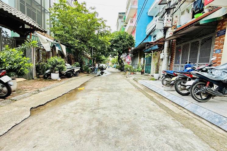 Bán nhà phân lô 75m2, 4 tầng, mặt phố Nguyễn Khuyến, Hà Đông - Ô tô tránh, kinh doanh đỉnh cao