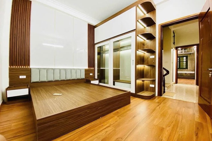 Bán nhà phân lô 75m2, 4 tầng, mặt phố Nguyễn Khuyến, Hà Đông - Ô tô tránh, kinh doanh đỉnh cao