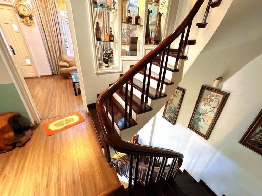 Bán nhà Cầu Giấy - Chùa Hà, 43m², Mặt tiền 4m, Giá Tốt - Hơn 10 tỷ
