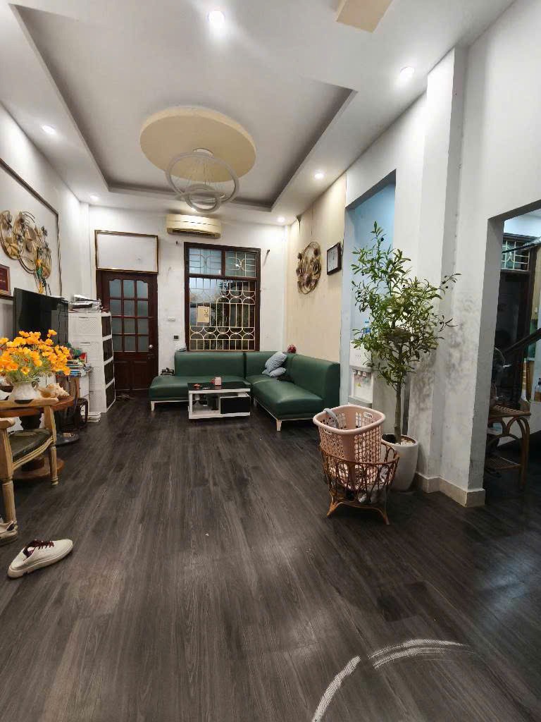 Bán Gấp Nhà 56m2, 5 Tầng, Võ Chí Công, Cầu Giấy - Giá Chỉ 10.4 tỷ