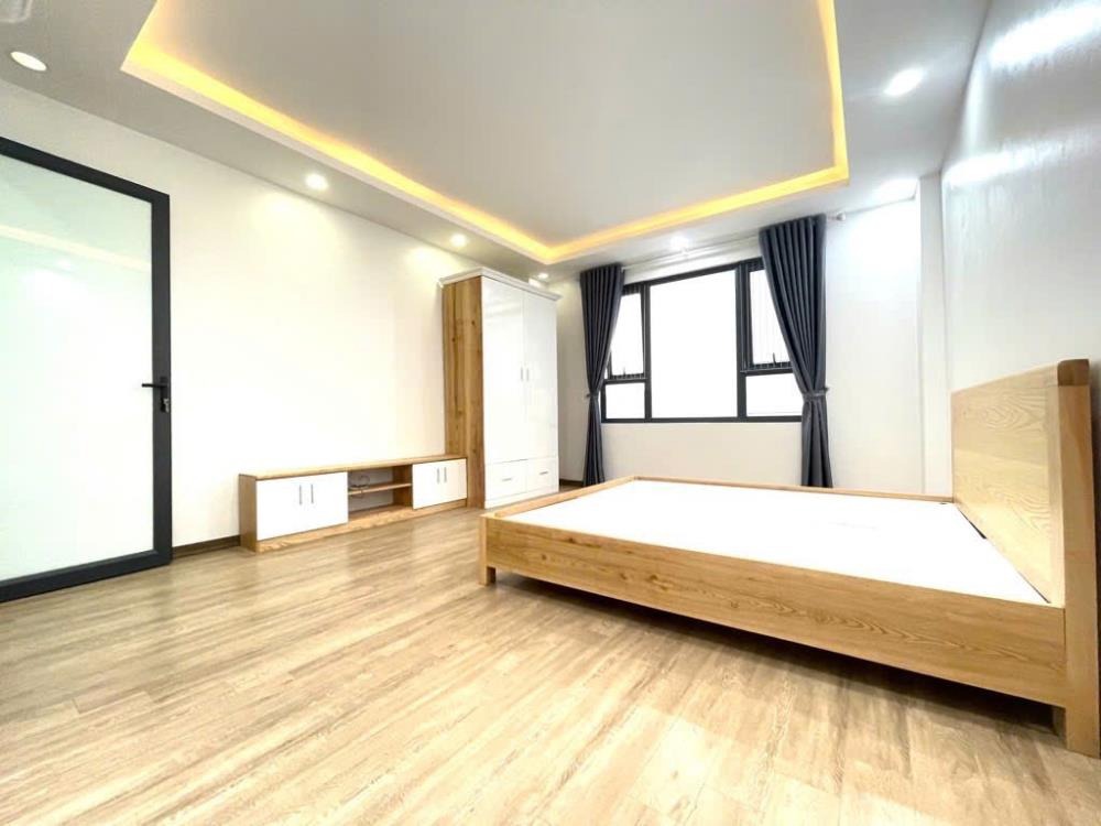 Nhà Lô Góc Cầu Giấy - Trần Thái Tông - 7 tỷ - Sổ Đỏ Chính Chủ