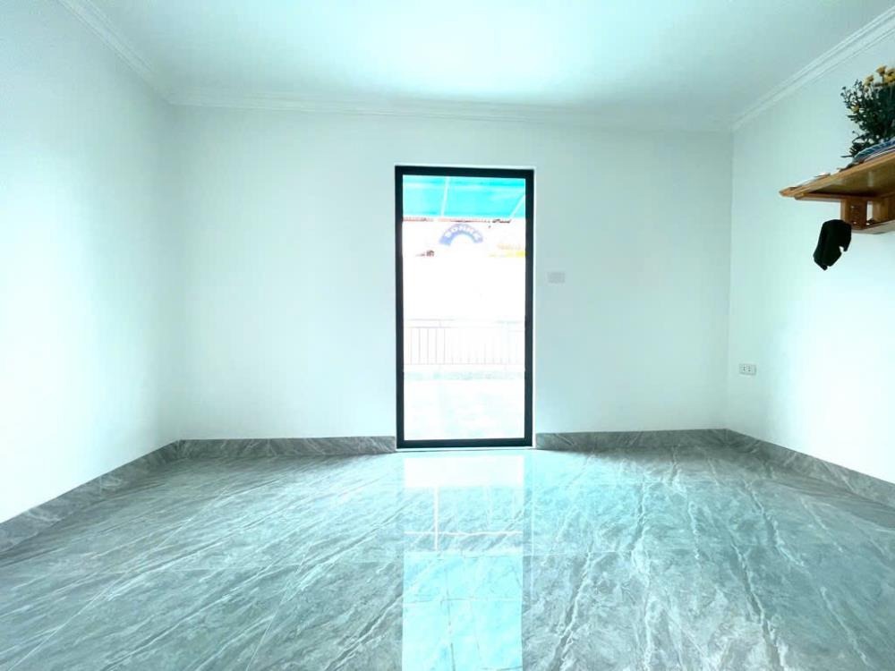 Nhà Lô Góc Cầu Giấy - Trần Thái Tông - 7 tỷ - Sổ Đỏ Chính Chủ