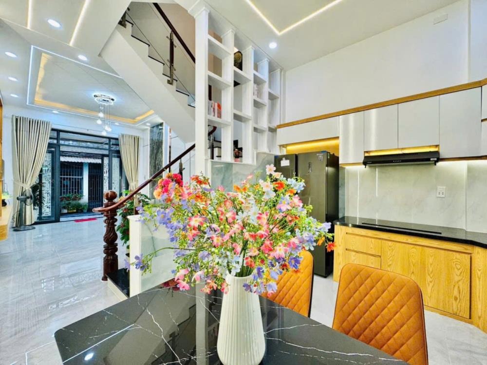 Siêu phẩm 4 Tầng, Gò Vấp: 4x13m, Giá 5.8 Tỷ - Liêng 0825519011