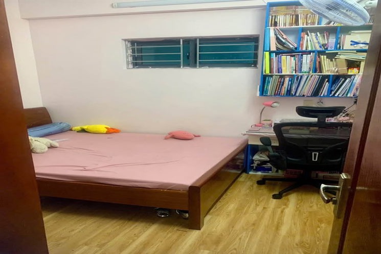Em Cần bán căn tầng 2x Toà vp5, view thoáng
