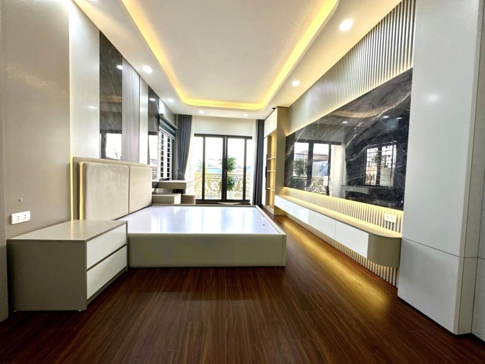 Nhà 6 Tầng Vĩnh Hưng - Full Nội Thất - Ngõ Ô Tô - Giá Tốt