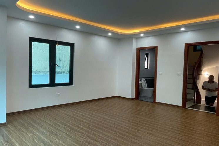 CỰC HIẾM TT BA ĐÌNH - MẶT NGÕ Ô TÔ TRÁNH - VỈA HÈ - 7 T THANG MÁY XÂY MỚI 17.8 Tỷ