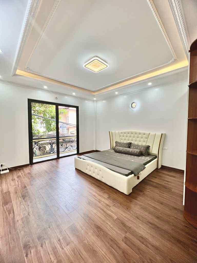 Nhà Phố Định Công Thượng - 65m2, 5 Tầng, Mặt Tiền Rộng - Giá 14 tỷ