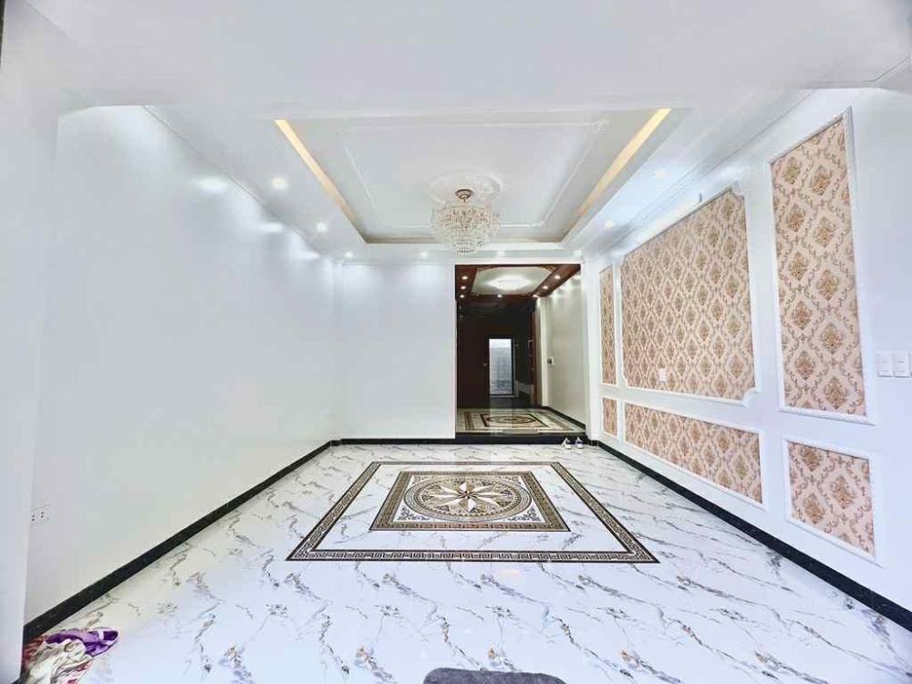Nhà Phố Định Công Thượng - 65m2, 5 Tầng, Mặt Tiền Rộng - Giá 14 tỷ