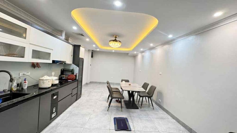 Nhà Phố Định Công Thượng - 65m2, 5 Tầng, Mặt Tiền Rộng - Giá 14 tỷ