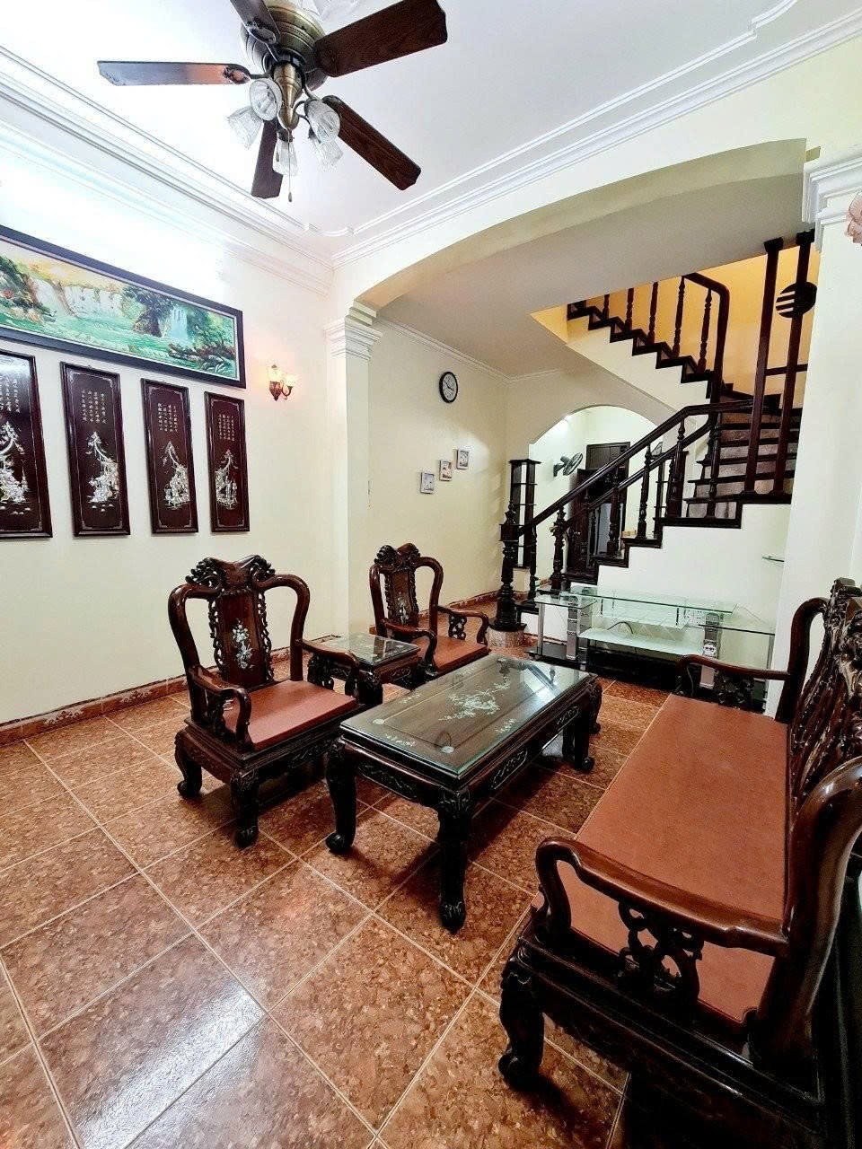 Cho Thuê Nhà 4 Tầng Phố Quan Nhân, Thanh Xuân - Giá 14 Triệu/Tháng