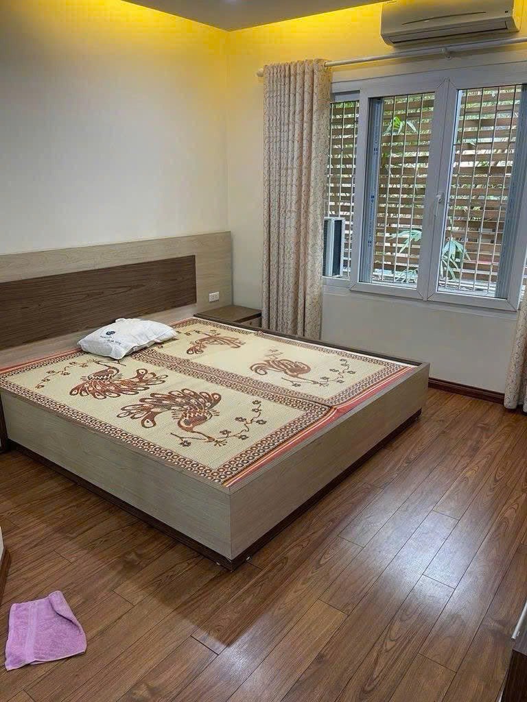 Cho Thuê Căn Hộ T2 Mặt Đường Láng Hạ, Đống Đa - Giá 12tr/Tháng