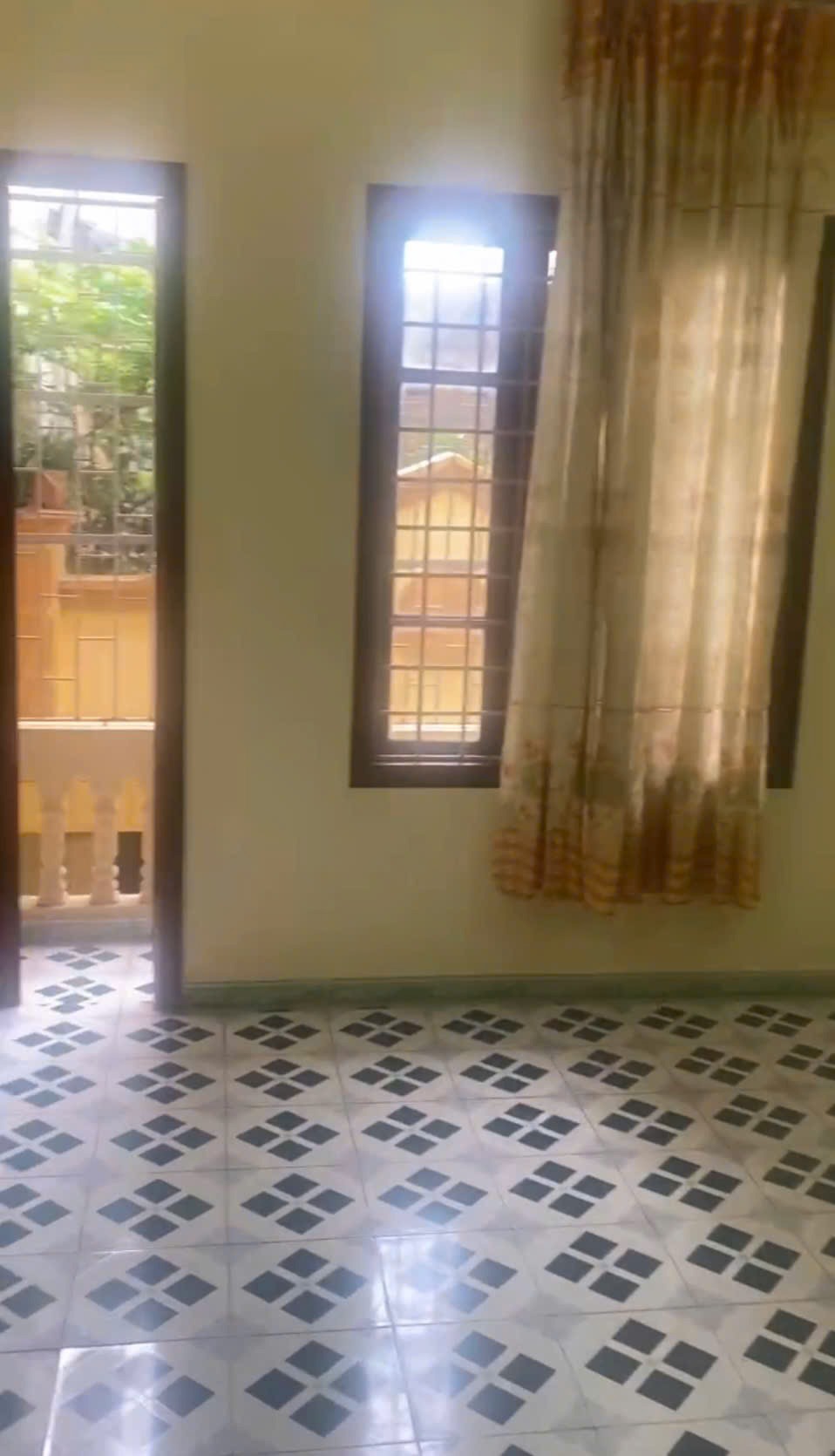Cho Thuê Nhà 4 Tầng, 36m2, Khu VIP Lê Đức Thọ, Hà Nội - Giá Tốt
