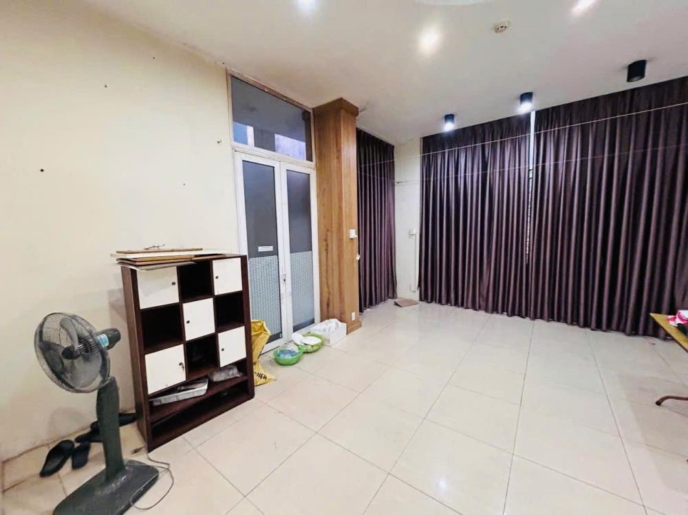 Nhà Mặt Phố Tây Sơn: 6.2m, 6 Tầng, Vị Trí Kinh Doanh Đỉnh Cao