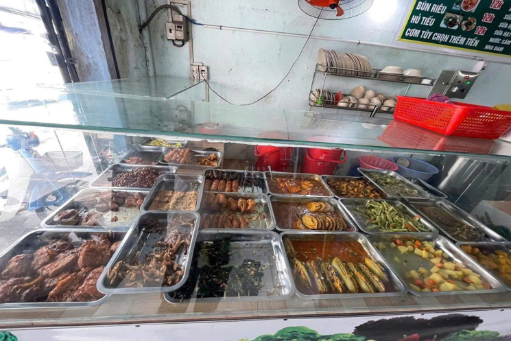 Quận 12 ! Sang Quán Cơm Chay, MT 317 Tô Ngọc Vân, Thạnh Xuân, Tel : 0965819179 ( Chính chủ )