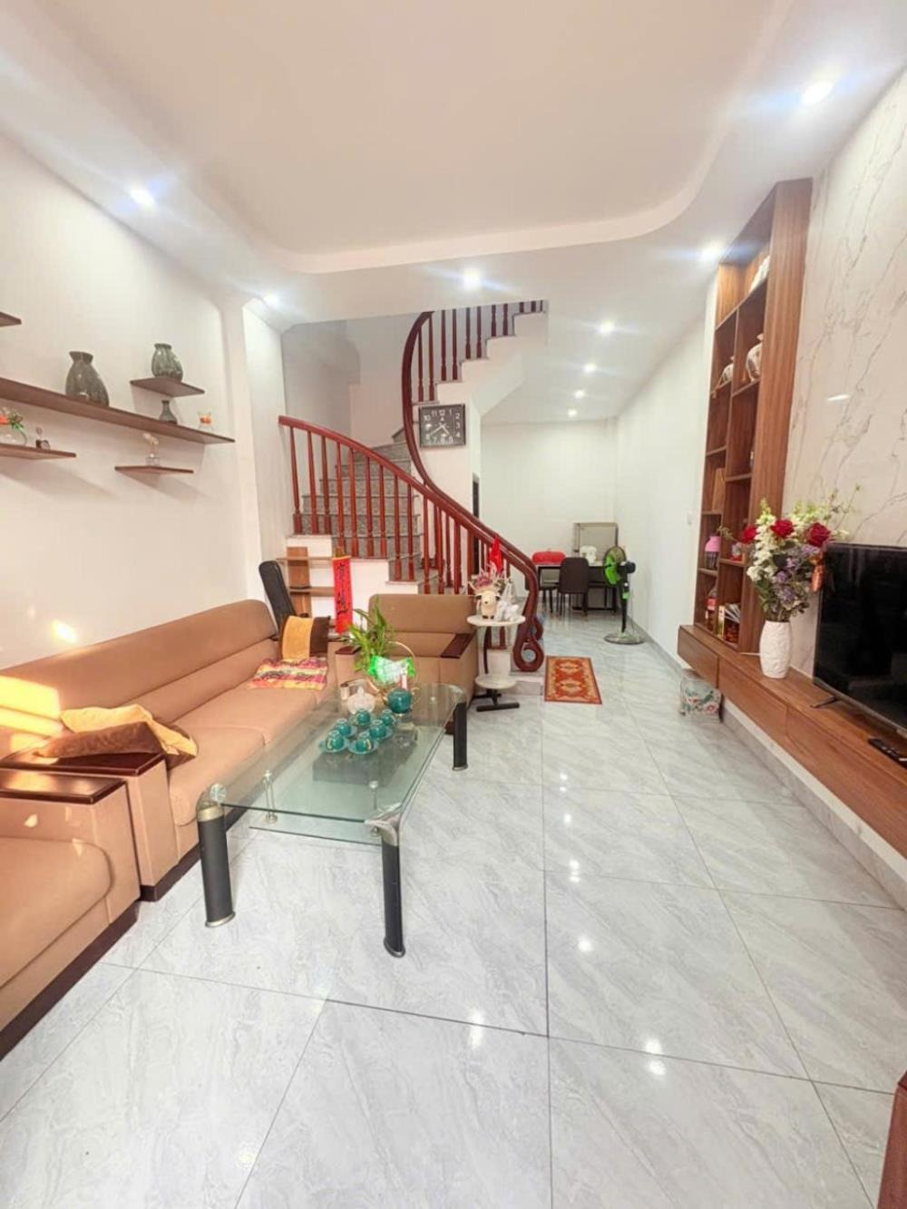 Bán Nhà Phụng Châu, Chương Mỹ - 2.95 Tỷ - Vị Trí Đẹp, Tiện Ích Vượt Trội