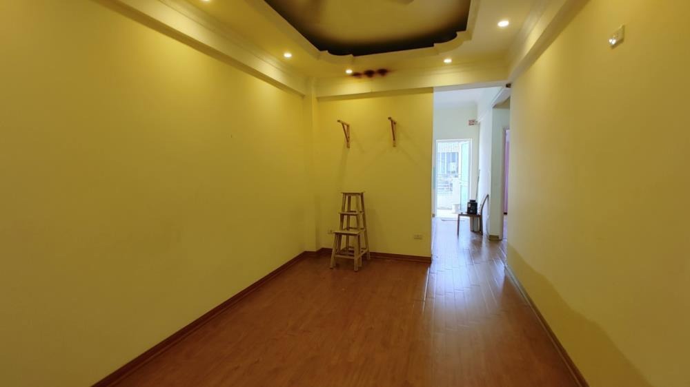 Bán Gấp Căn Hộ Định Công 69m2, 2PN, Sổ Đỏ Chính Chủ - Giá Chỉ 4.25 Tỷ