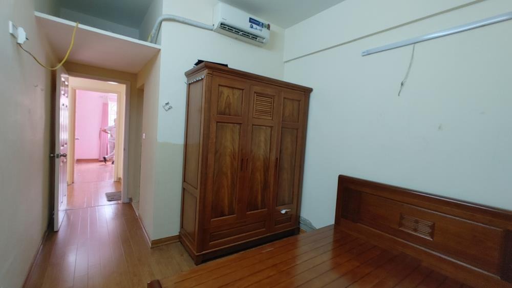 Bán Gấp Căn Hộ Định Công 69m2, 2PN, Sổ Đỏ Chính Chủ - Giá Chỉ 4.25 Tỷ