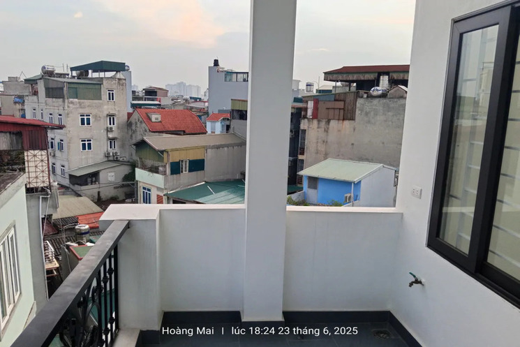 Tuyệt phẩm Tân Mai 5 tầng  36m2  - 7.68 tỷ. Sổ đỏ trao tay