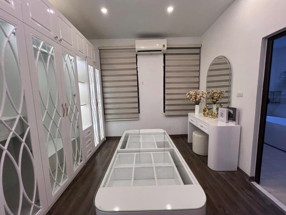 Nhà Mặt Tiền Thanh Xuân - 6 Tầng, Kinh Doanh, Ô Tô Đỗ Cửa - Giá 13 Tỷ