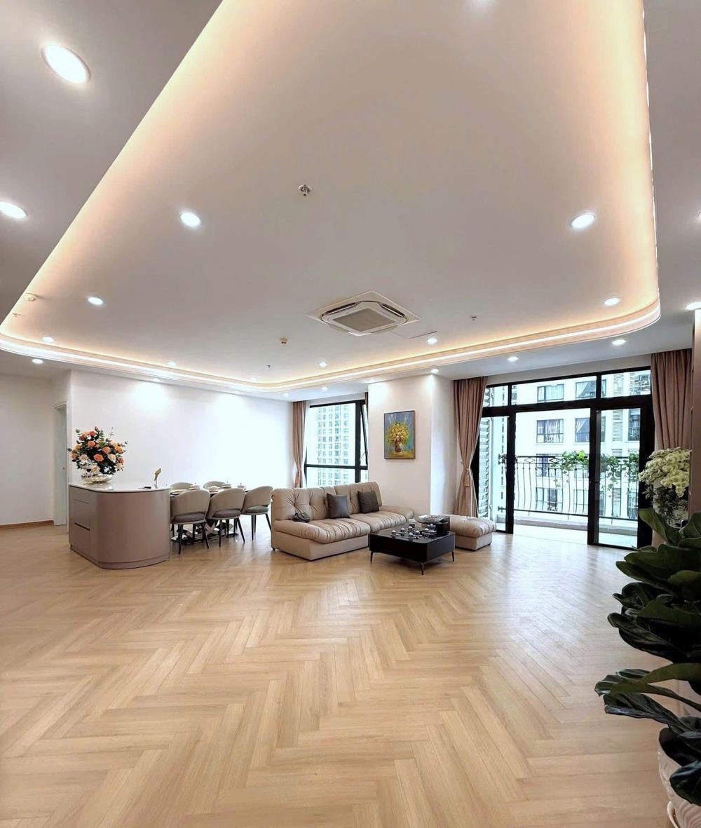 Bán Căn Duplex Sapphire Palace Thanh Xuân 225m2 - 4PN, Full Nội Thất, Giá Tốt