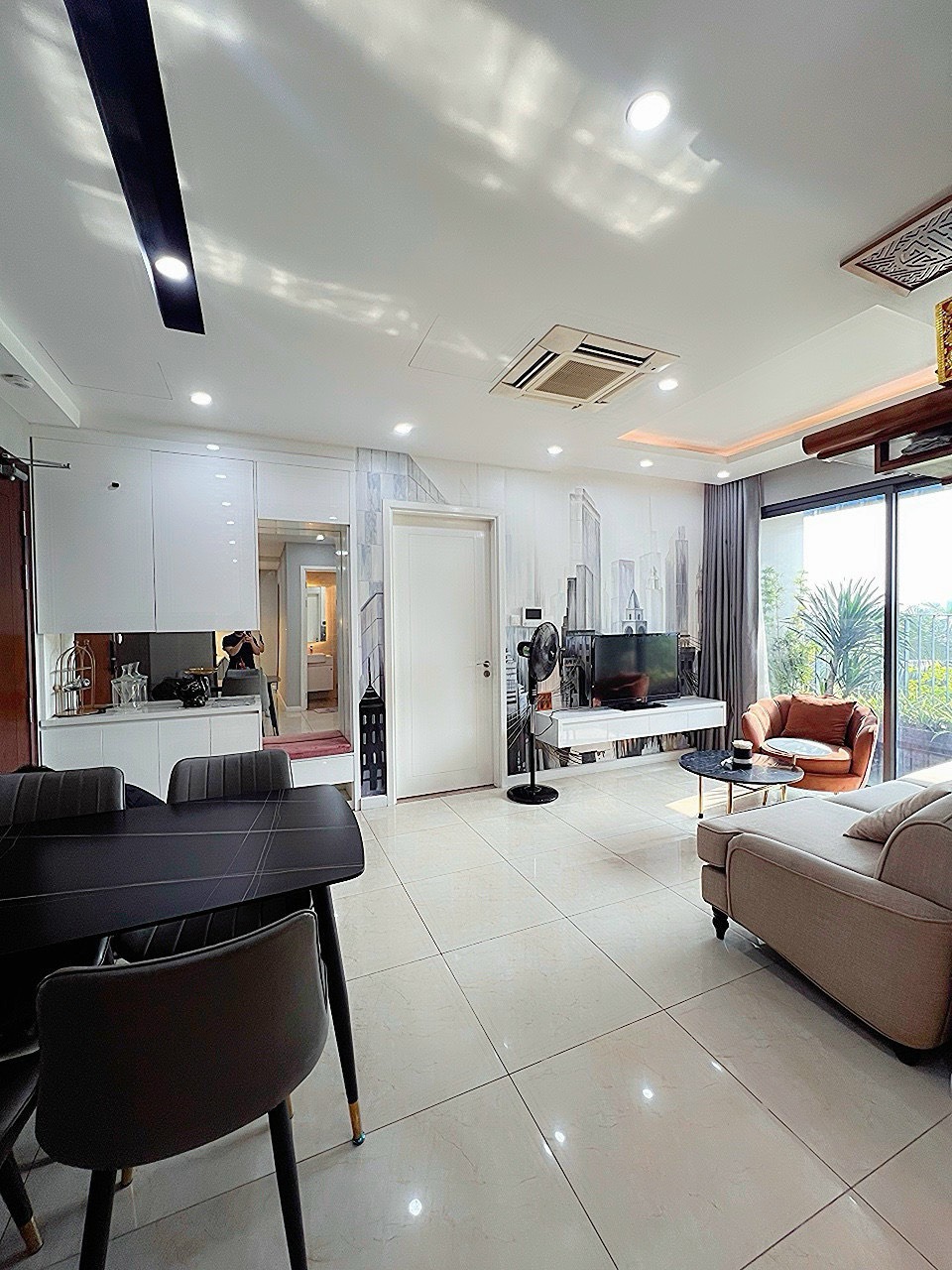 Bán Căn 2PN View Phố Vinhomes D Capitale - Tòa C6 - Giá Tốt