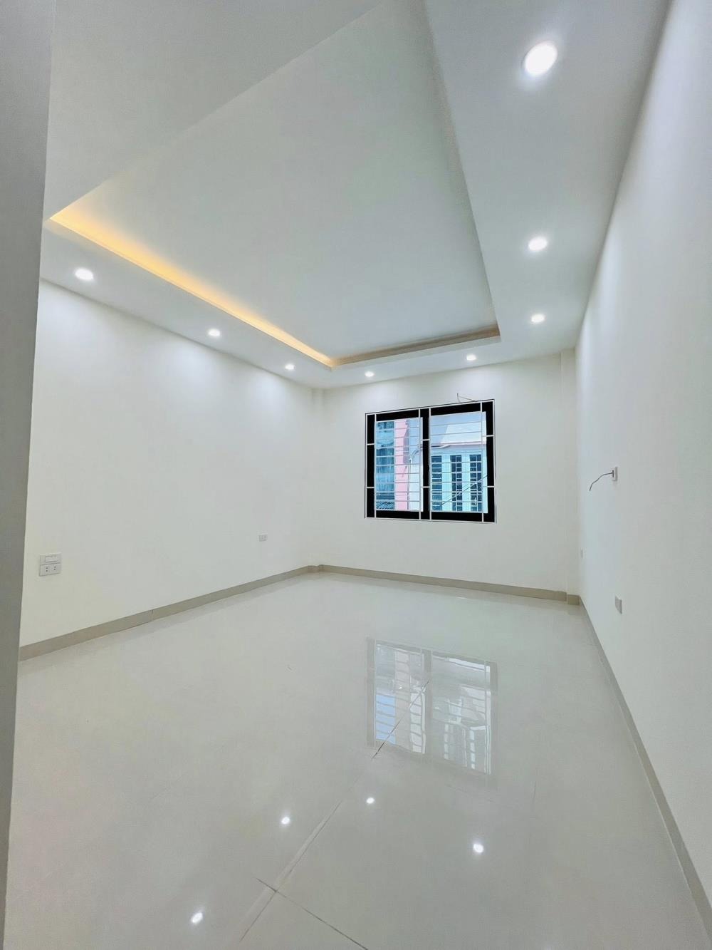 Nhà 6 Tầng, Thang Máy, Mặt Tiền Phú Diễn - 8.6 Tỷ