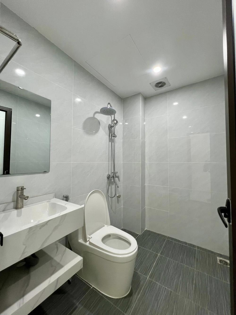 Nhà 6 Tầng, Thang Máy, Mặt Tiền Phú Diễn - 8.6 Tỷ