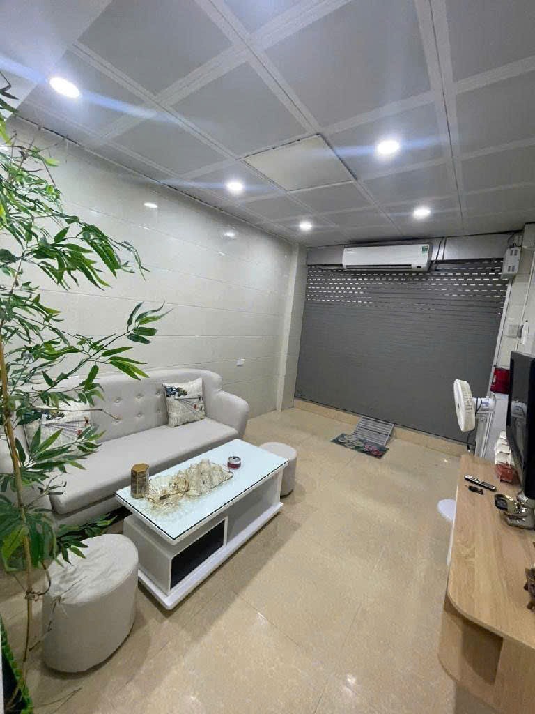 Bán Nhà Tập Thể Bạch Mai - 2 Tỷ - Ngõ Ô Tô - Gần Đại Học