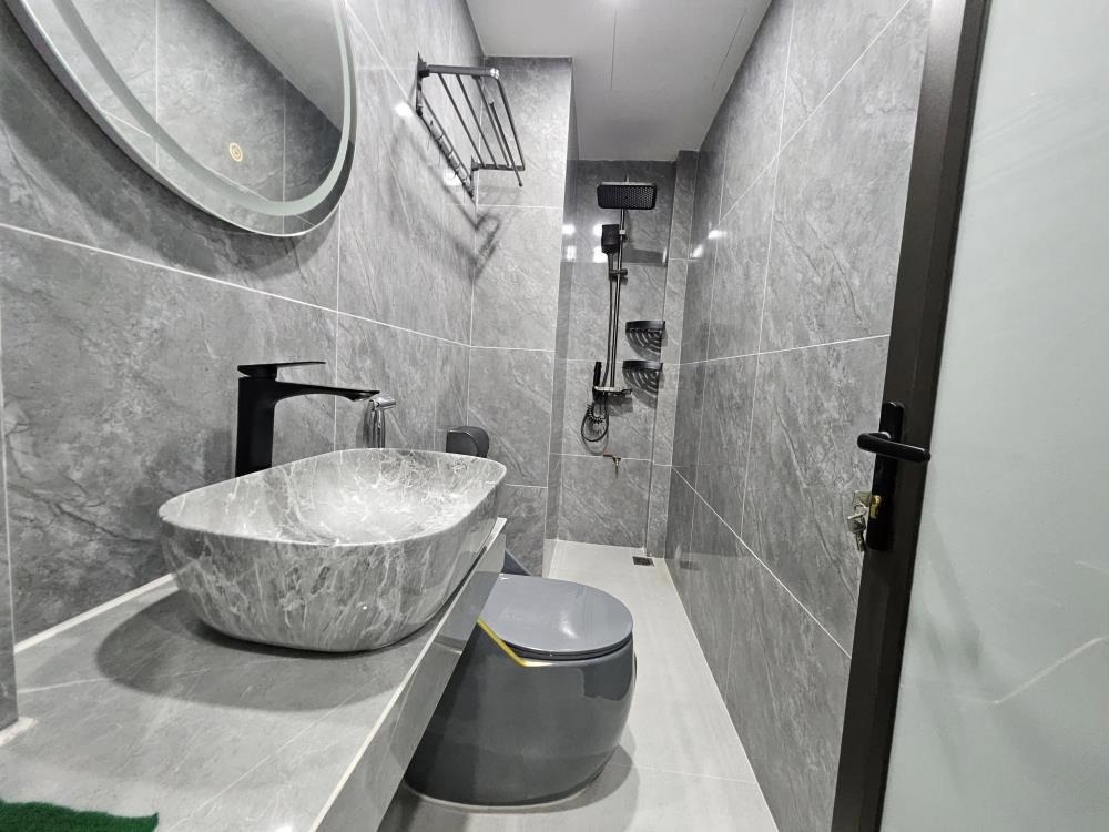 Nhà phố Bà Triệu 45mx5T, Thang Máy, Oto Đỗ - Giá 10.8 Tỷ TL