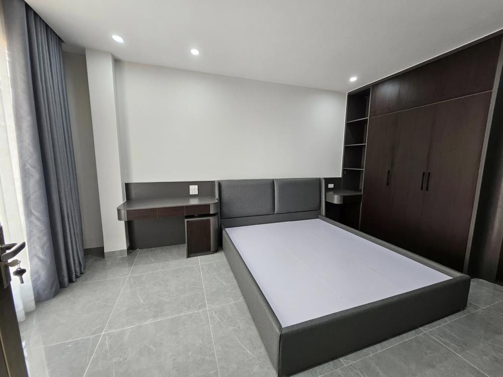 Nhà phố Bà Triệu 45mx5T, Thang Máy, Oto Đỗ - Giá 10.8 Tỷ TL